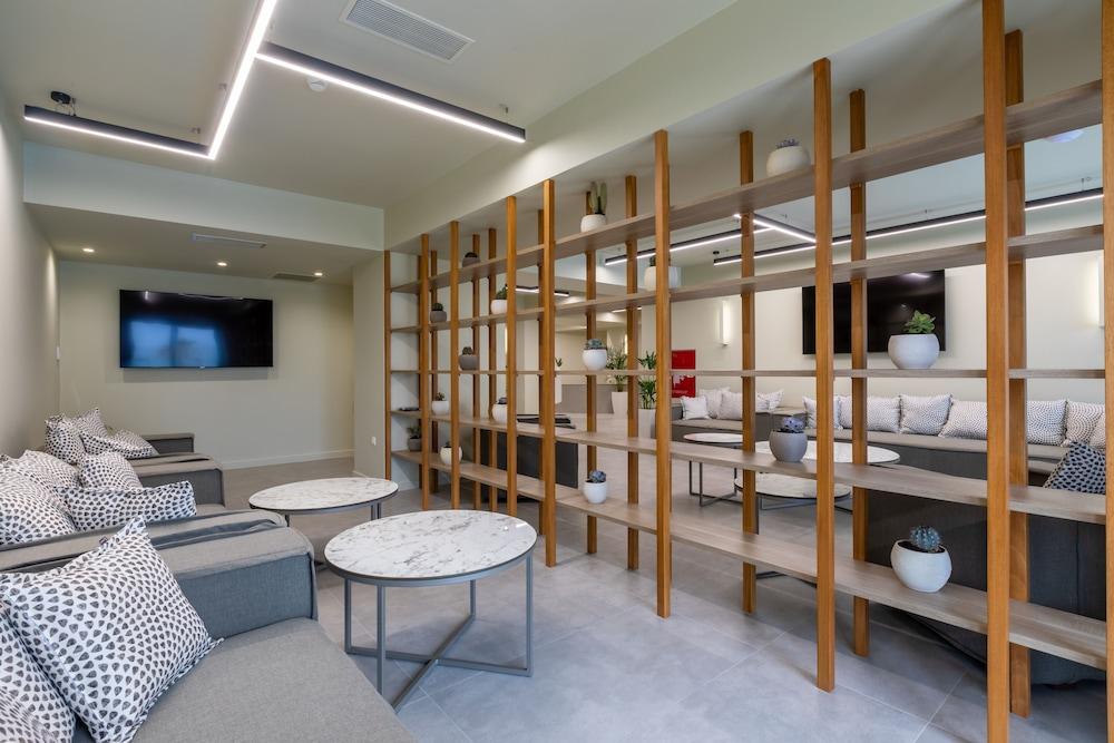 Agelia Beach Hotel Sfáka Екстериор снимка