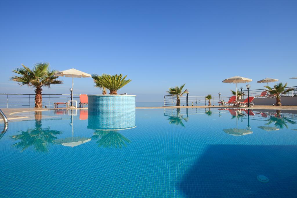 Agelia Beach Hotel Sfáka Екстериор снимка