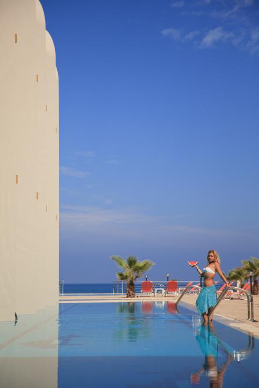 Agelia Beach Hotel Sfáka Екстериор снимка