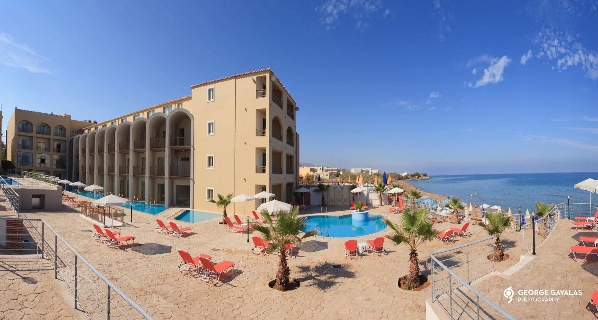 Agelia Beach Hotel Sfáka Екстериор снимка